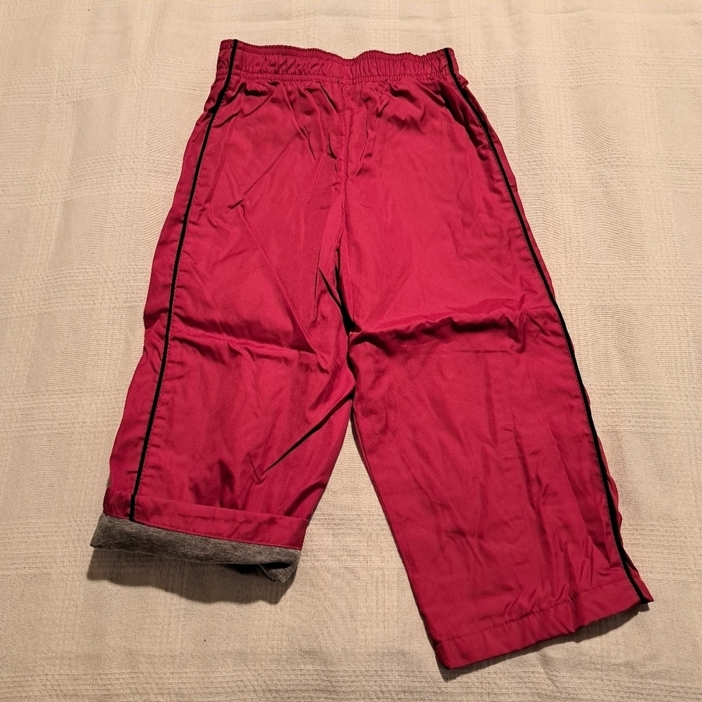 Healthtex boys size 3T elastic waisted, red lined wind pants Euc